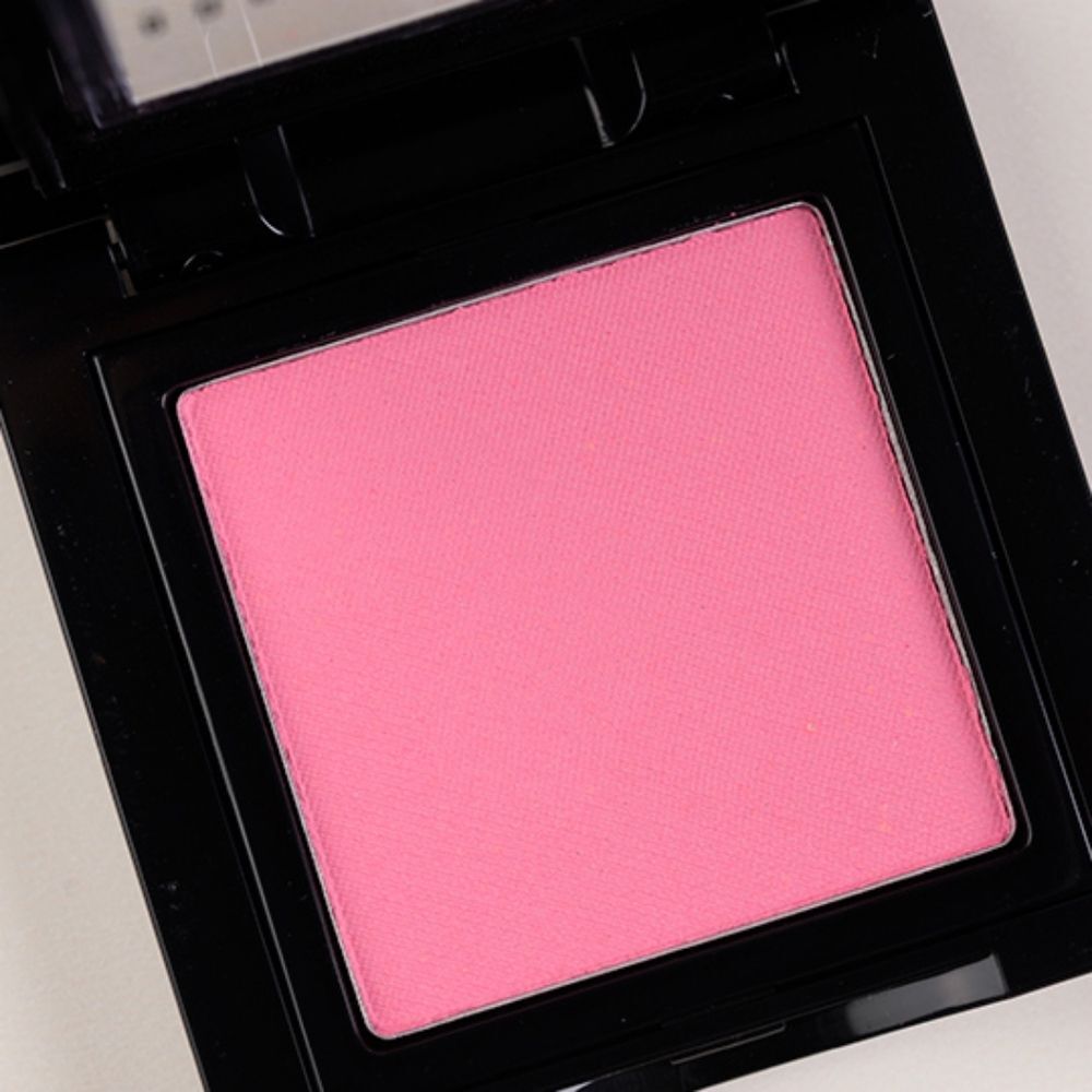 Bobbi Brown Blush in Pretty Pink Pink (cool toned medium dark pink) - Picture 3 of 13